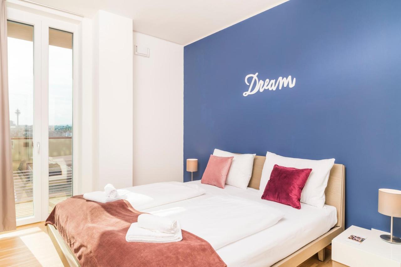Triiiple Tower Dream Apartments With Rooftop-Summer-Pool Wien Exteriör bild