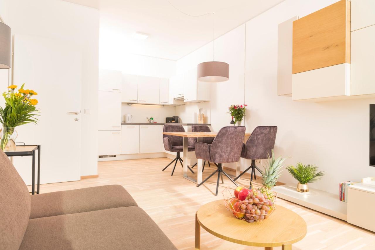 Triiiple Tower Dream Apartments With Rooftop-Summer-Pool Wien Exteriör bild