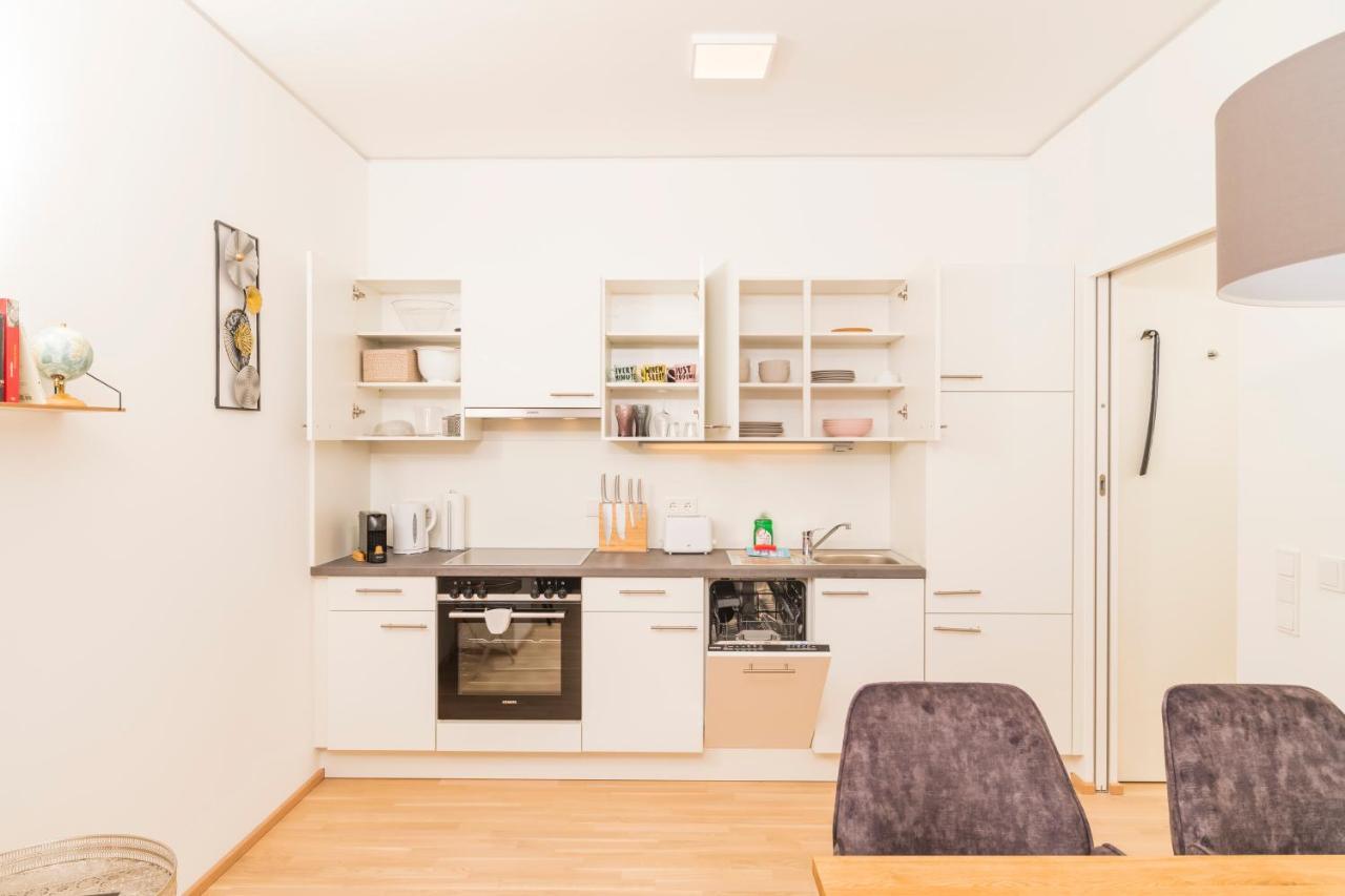Triiiple Tower Dream Apartments With Rooftop-Summer-Pool Wien Exteriör bild