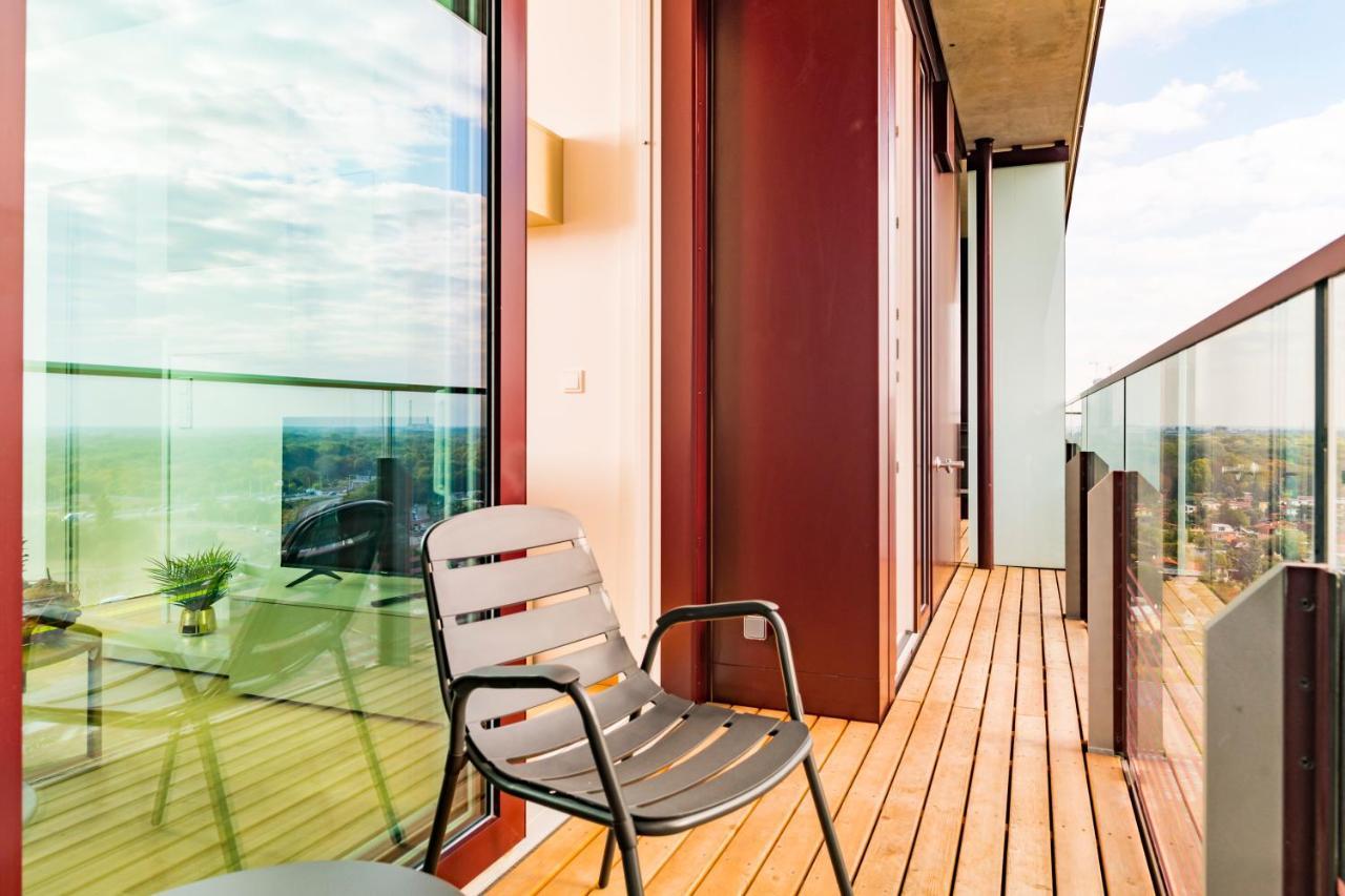 Triiiple Tower Dream Apartments With Rooftop-Summer-Pool Wien Exteriör bild